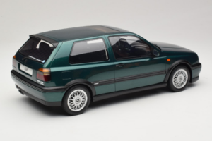 Volkswagen Golf Mk3 VR6 Carat Dragon Green Otto 1:12 G099 Résine — image 2 sur 6