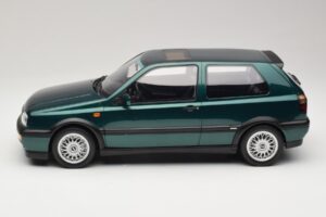 Volkswagen Golf Mk3 VR6 Carat Dragon Green Otto 1:12 G099 Résine — image 3 sur 6