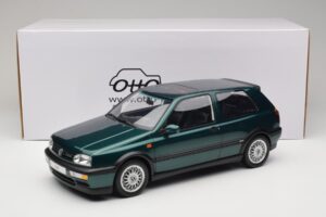 Volkswagen Golf Mk3 VR6 Carat Dragon Green Otto 1:12 G099 Résine — image 6 sur 6