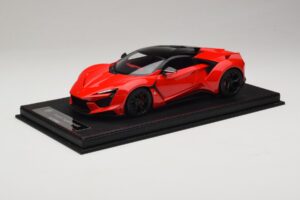 W Motors Fenyr Supersport Rouge SophiArt 1:18 SA003-06 Résine