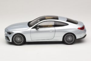 Mercedes CLE C236 Coupé Hightech Silver Norev 1:18 183939 Métal — image 4 sur 8