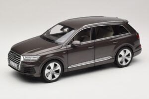 Audi Q7 4M Argus Brown Minichamps 1:18 5011407615 Métal