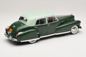 Cadillac Fleetwood Series 60 Special Vert MCG 1:18 MCG18657 Métal — image 2 sur 6