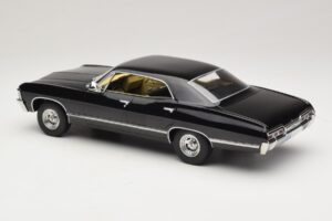 Chevrolet Impala Noir MCG 1:18 MCG181006 Métal — image 5 sur 6