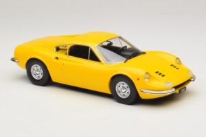 Ferrari Dino 246 GT Jaune MCG 1:18 MCG18168 Métal — image 4 sur 6
