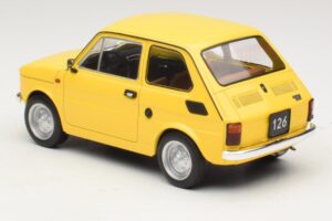 Fiat 126 Jaune MCG 1:18 MCG18667 Métal — image 4 sur 6