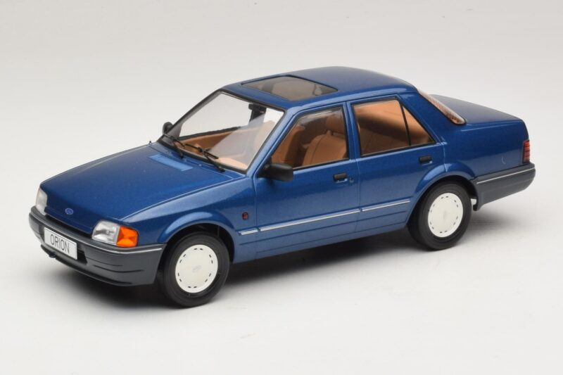 Ford Orion Mk2 1.6i Metallic Blue MCG 1:18 MCG18490 Métal