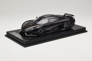 Koenigsegg Regera Noir Pack Carbone FrontiArt 1:18 F079-179 Résine