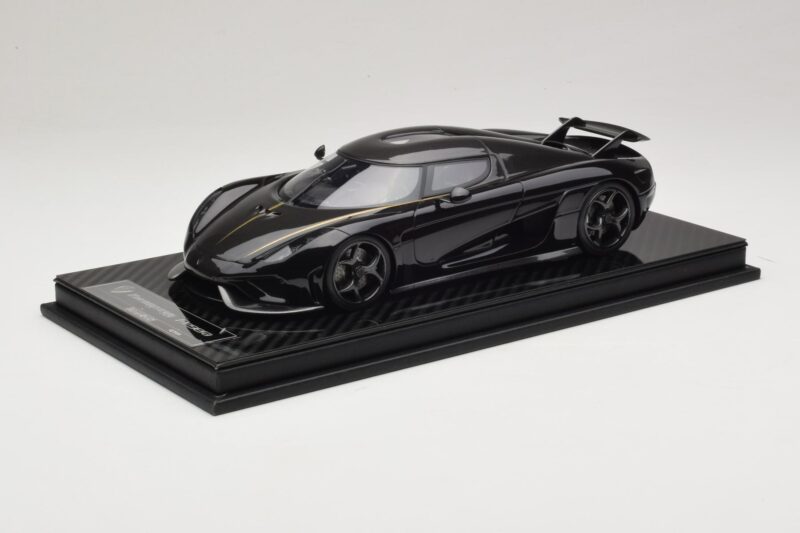 Koenigsegg Regera Noir Pack Carbone FrontiArt 1:18 F079-179 Résine
