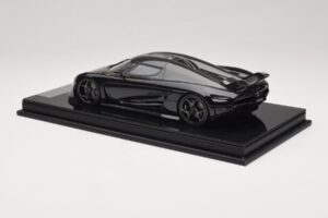 Koenigsegg Regera Noir Pack Carbone FrontiArt 1:18 F079-179 Résine — image 5 sur 7