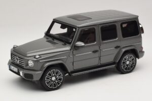 Mercedes G-Class W465 Classic Grey Norev 1:18 Mercedes G-Class W465 Classic Grey Norev 1:18 183035 Métal