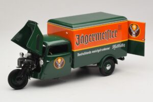 Tempo Hanseat Fourgon Jägermeister Minichamps 1:18 150099044 Métal — image 2 sur 8
