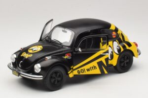 Volkswagen Beetle 1303 Go with Moon Solido 1:18 S1800519 Métal — image 2 sur 8