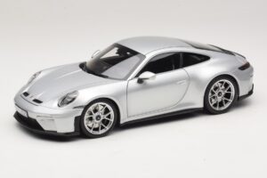 Porsche 911 992.2 GT3 Touring Package GT Silver Metallic Norev 1:18 187002 Métal