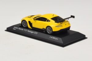 Aston Martin V12 Vantage GT3 Jaune Minichamps 1:43 437121391 Métal — image 3 sur 4