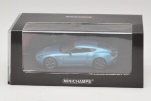 Aston Martin V12 Zagato Alba Blue Minichamps 1:43 437137222 Métal — image 5 sur 5