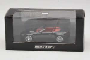 Aston Martin V8 Vantage Roadster Noir Métallisé Minichamps 1:43 400137431 Métal — image 4 sur 4