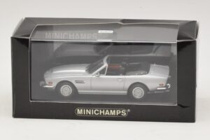 Aston Martin V8 Volante Argent Minichamps 1:43 400137601 Métal — image 4 sur 4