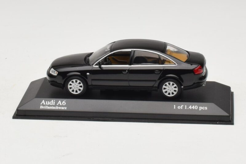 Audi A6 C5 Noir Minichamps 1:43 Audi A6 C5 Noir Minichamps 1:43 430010200 Métal