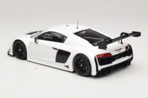 Audi R8 LMS Ultra Blanc 2015 Minichamps 1:18 153151100 Métal — image 5 sur 6
