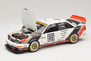 Audi V8 Quattro DTM #45 F. Biela Team AZR 1991 Minichamps 1:18 100911045 Métal — image 2 sur 8
