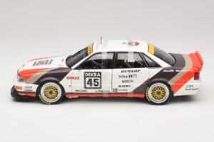 Audi V8 Quattro DTM #45 F. Biela Team AZR 1991 Minichamps 1:18 100911045 Métal — image 4 sur 8