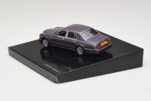 Bentley Arnage T Grey Violet Minichamps 1:43 BL384 Métal — image 3 sur 4