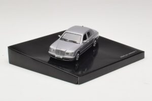 Bentley Arnage T Silver Tempest Minichamps 1:43 BL326 Métal — image 2 sur 4