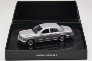 Bentley Arnage T Silver Tempest Minichamps 1:43 BL326 Métal — image 4 sur 4