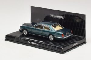 Bentley Continental R Vert Métallisé Minichamps 1:43 436139921 Métal — image 3 sur 4