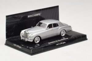 Bentley S1 Continental Argent Minichamps 1:43 436139552 Métal — image 2 sur 4