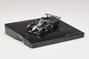Bentley Speed 8 LMP900 #8 J. Herbert / D. Brabham / M. Blundell 24 Hours of Le Mans 2003 Minichamps 1:43 BL364 Métal — image 2 sur 4
