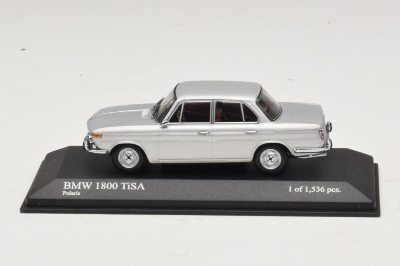 BMW 1800 TI/SA Argent Minichamps 1:43 BMW 1800 TI/SA Argent Minichamps 1:43 400025100 Métal