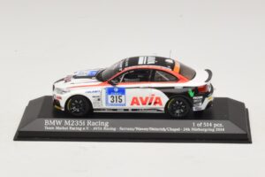 BMW M235i Team Mathol #315 24 Hours of Nurburgring 2014 Minichamps 1:43 437142415 Métal
