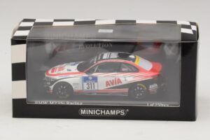 BMW M235i Team Mathol Racing #311 Scherfeld / Duve 24 Hours of Nurburgring 2015 Minichamps 1:43 437152511 Métal — image 4 sur 4