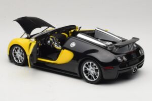 Bugatti Veyron Grand Sport Black Lemon Minichamps 1:18 100110831 Métal — image 5 sur 8