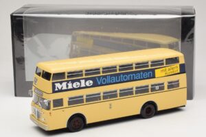 Bussing D2U Heckturen Miele Minichamps 1:43 439071086 Métal — image 6 sur 6