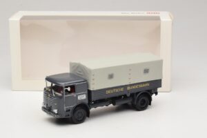 Bussing LU Deutsche Bundesbahn Minichamps 1:43 30566-54995 Métal — image 6 sur 6