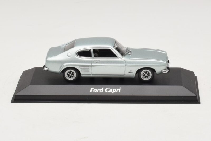 Ford Capri I Bleu Clair Métallisé Maxichamps 1:43 940085501 Métal