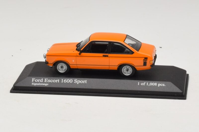 Ford Escort 1600 Sport Mk2 Orange Minichamps 1:43 Ford Escort 1600 Sport Mk2 Orange Minichamps 1:43 400084471 Métal