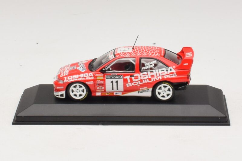 Ford Escort Cosworth Toshiba #11 A. Vatanen / Freeman 1994 Minichamps 1:43 Ford Escort Cosworth Toshiba #11 A. Vatanen / Freeman 1994 Minichamps 1:43 430981811 Métal