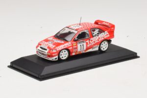 Ford Escort Cosworth Toshiba #11 A. Vatanen / Freeman 1994 Minichamps 1:43 430981811 Métal — image 2 sur 4