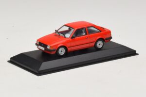 Ford Escort Mk3 3 Portes Rouge Minichamps 1:43 400085000 Métal — image 2 sur 4