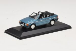 Ford Escort Mk3 Cabriolet Bleu Métallisé Minichamps 1:43 400085030 Métal — image 2 sur 4