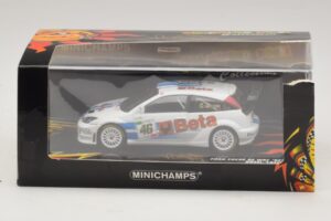 Ford Focus RS WRC #46 V. Rossi / C. Cassina RAC Rally 2007 Boîte Endommagée Minichamps 1:43 400078446-O1 Métal — image 5 sur 5