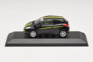 Ford Ka Mk2 Noir Jaune Minichamps 1:43 400088200 Métal — image 2 sur 5