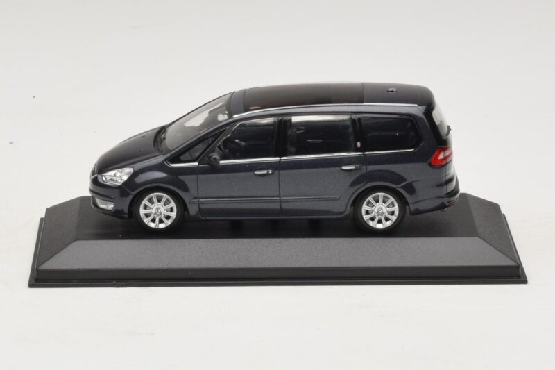 Ford S-Max Dark Grey Metallic Minichamps 1:43 400085400-P1 Métal