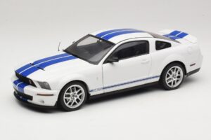 Ford Shelby Cobra GT500 Concept Blanc avec Rayure Bleue AUTOart 1:18 73052 Métal