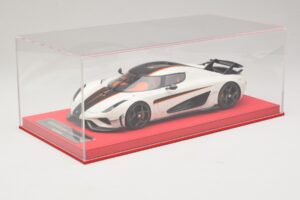 Koenigsegg Regera Blanc avec Carbone Noir FrontiArt 1:18 REMC043 Résine — image 6 sur 7