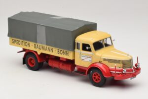 Krupp Titan Camion Plateau Baumann Bonn Minichamps 1:43 439069025 Métal — image 4 sur 6